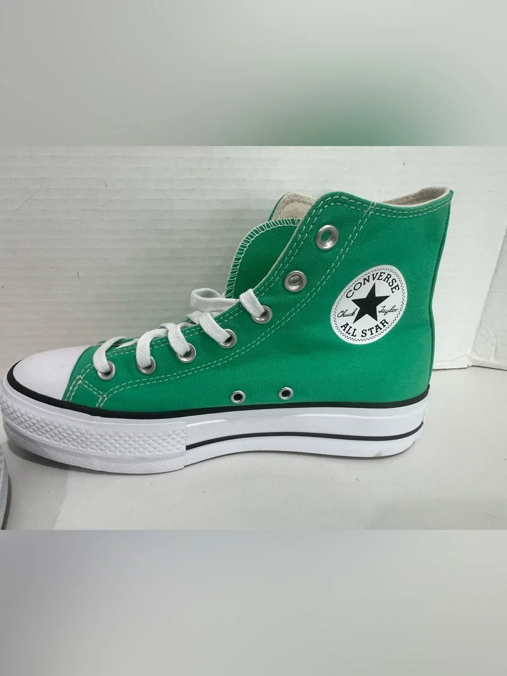 Converse Chuck Taylor All Star Hi Lift Platform Sneaker Size 8 GREEN NEW